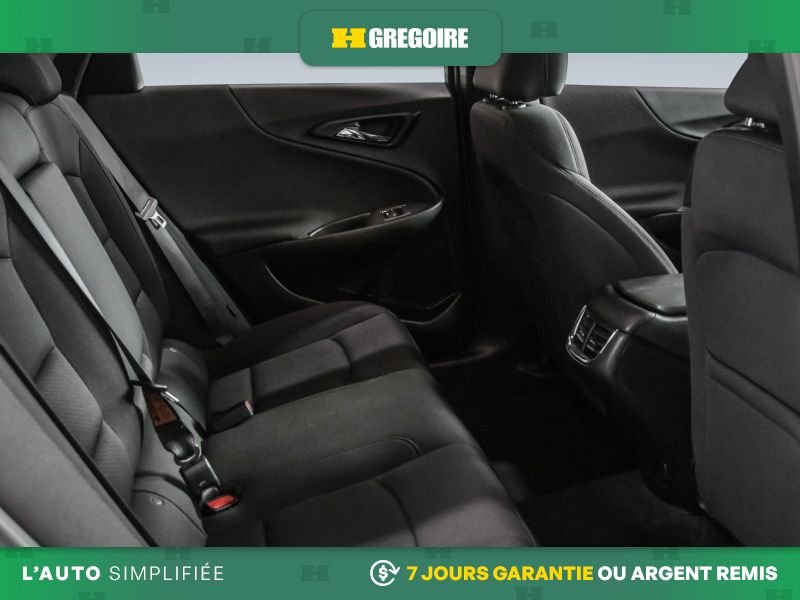 Chevrolet Malibu 2023 Blanc Saint-Eustache - photo #28