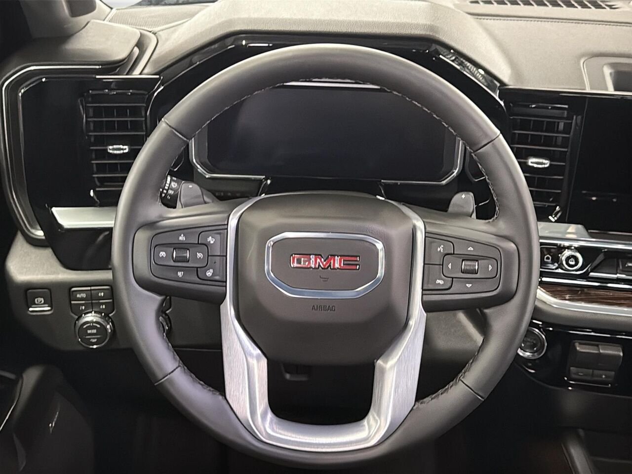 2026 GMC Sierra 1500 Elevation cabine multiplace 4RM 157 po STERLING METALLIC Saint-Hyacinthe - photo #11