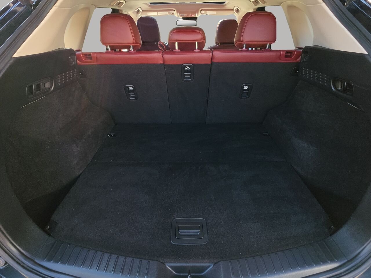 Mazda CX-5 Édition Kuro TI, sièges en cuir, Toit ouvrant, Volant chauffant 2023 Noir Val-David - photo #26
