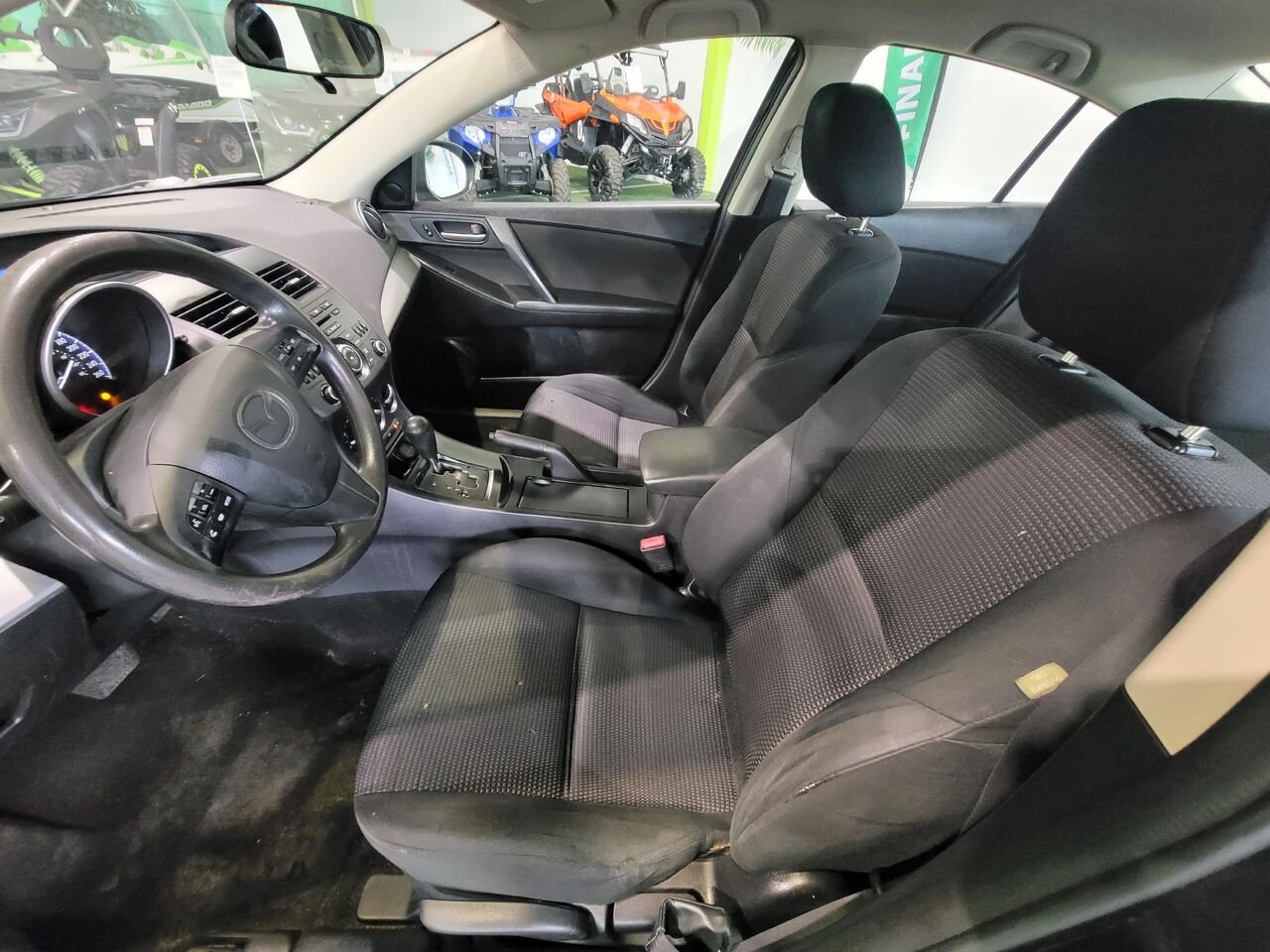 2013 Mazda Mazda3 Black  - photo #10