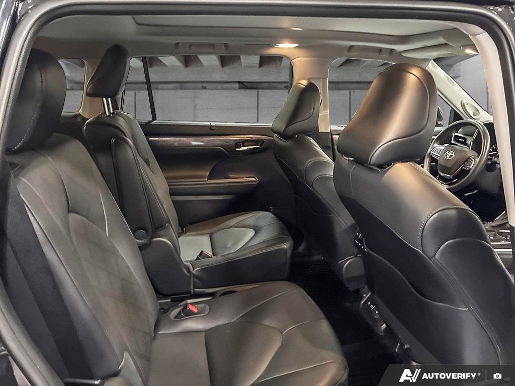 2021 Toyota Highlander 2601587A | Limited Edmonton - photo #22