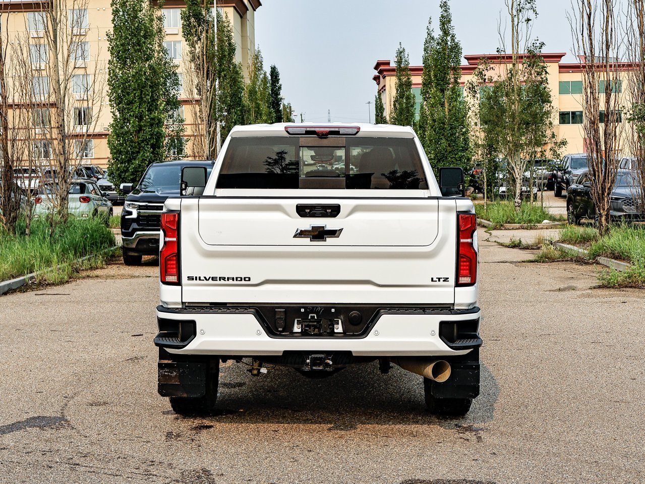 2024 Chevrolet Silverado 2500HD 4WD Crew Cab 159 LTZ White Sherwood Park - photo #11