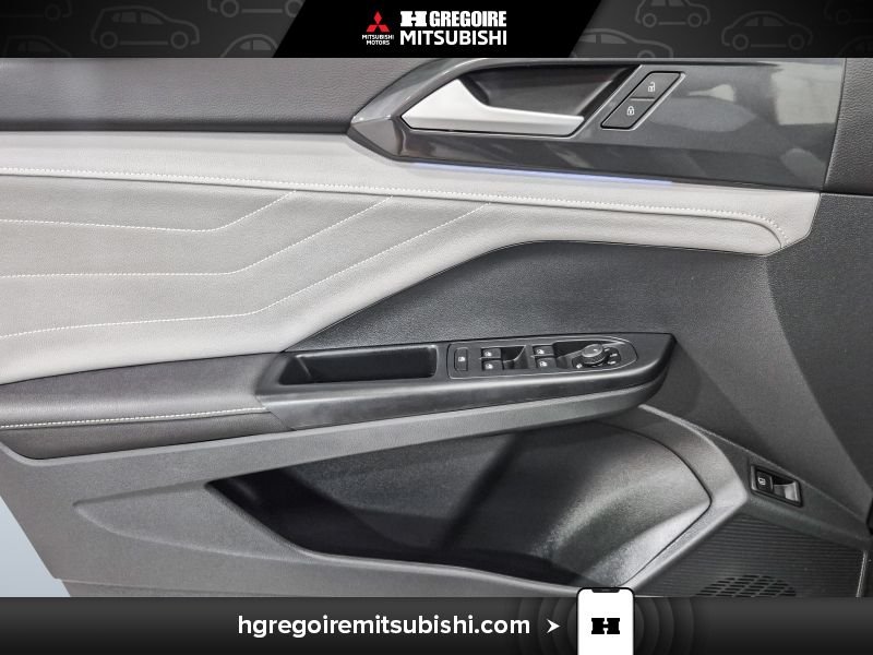 2024 Volkswagen Taos Black Blainville - photo #12