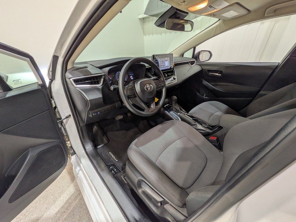 2020 Toyota Corolla L Manual White Val-David - photo #9