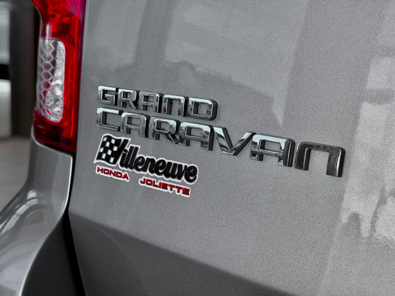 2019 Dodge Grand Caravan Notre-Dame-des-Prairies - photo #7