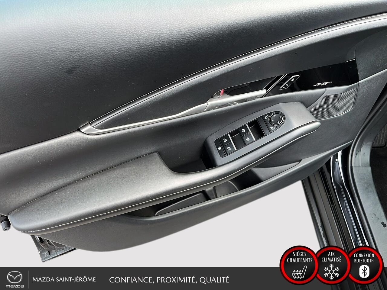 2026 Mazda CX-30 Black Ste-Agathe des Monts - photo #12