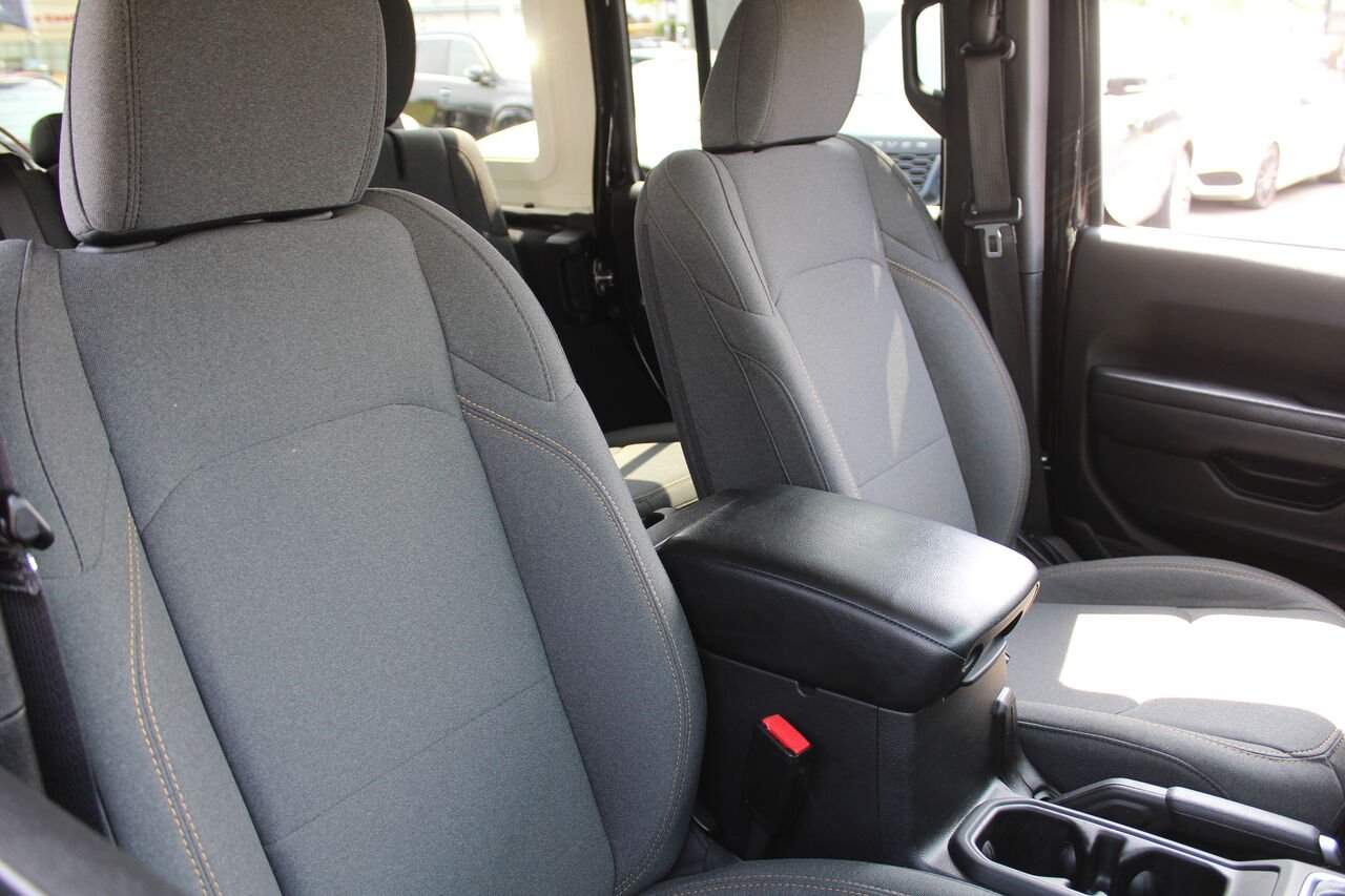 Jeep Wrangler 4xe VIN: 1C4RJXN61RW131569 2024 Noir Sainte-Rose - photo #10