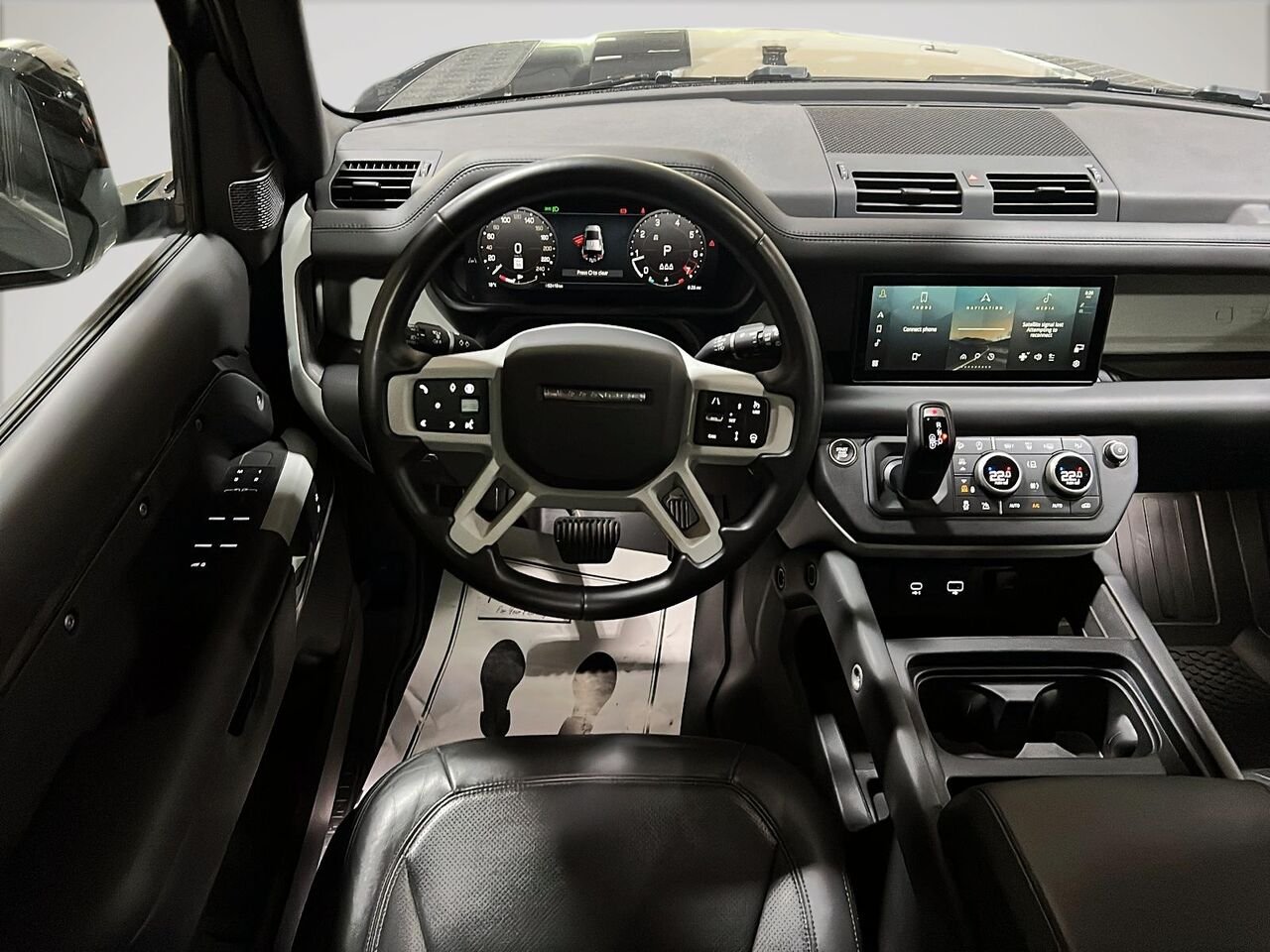 Land Rover Defender 2024 Gris Québec - photo #13