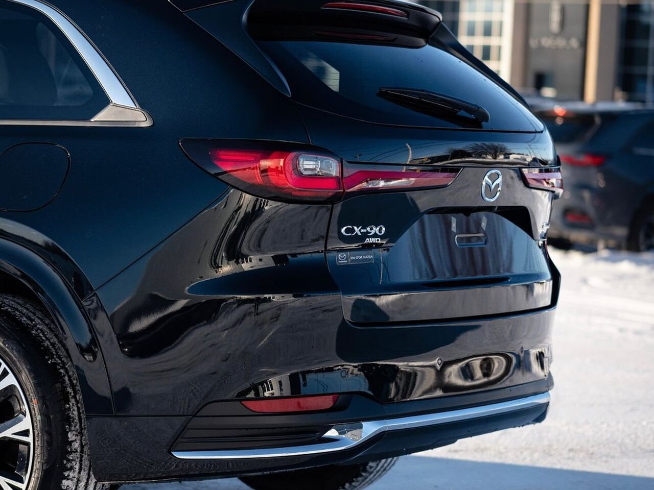 MAZDA CX-90 hybride rechargeable 2606 | Signature TI 2026 Noir de jais mica Val-d'Or - photo #5