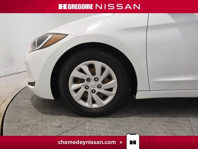 Hyundai Elantra 2017 Blanc Blainville - photo #11
