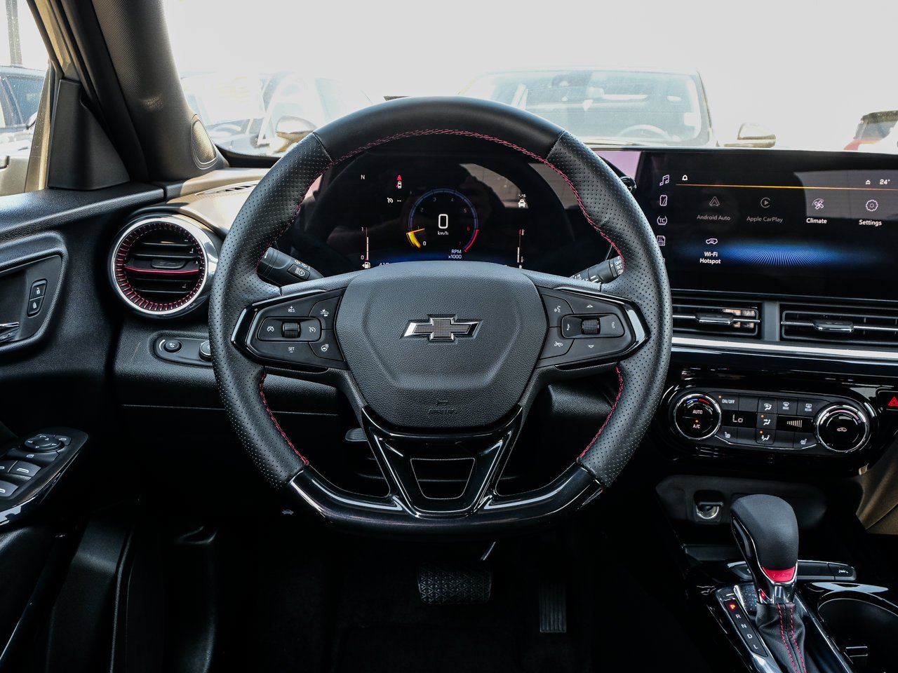 2025 Chevrolet Trax FWD 4dr 2RS Grey Sherwood Park - photo #20