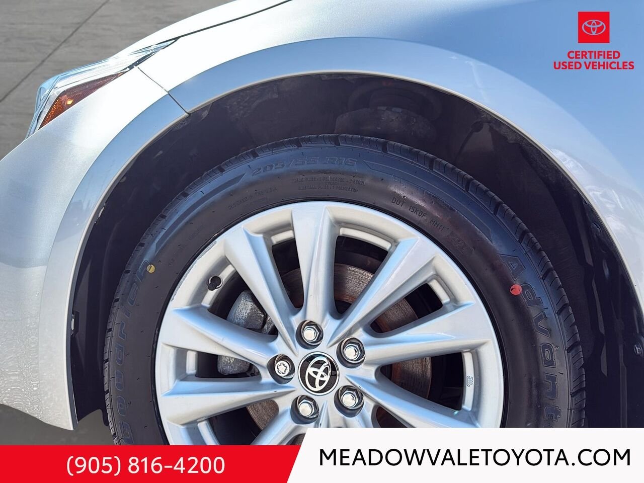 2023 Toyota Corolla Hatchback One owner, Low KM's, Alloy Wheels, Back up Camera Classic Silver Metallic Mississauga - photo #6