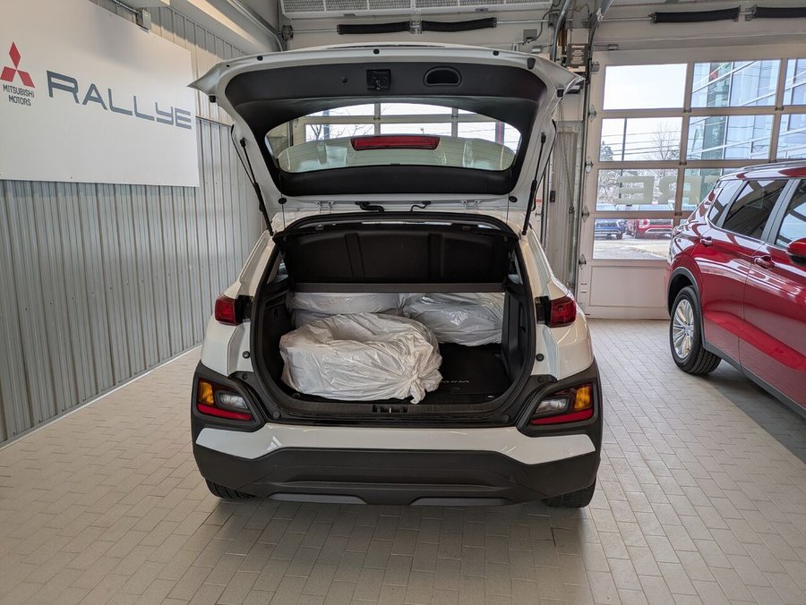 2019 Hyundai Kona 2.0L Essential White