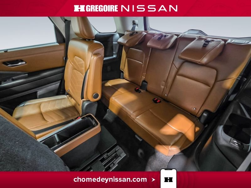 2024 Nissan Pathfinder Green Laval - photo #31