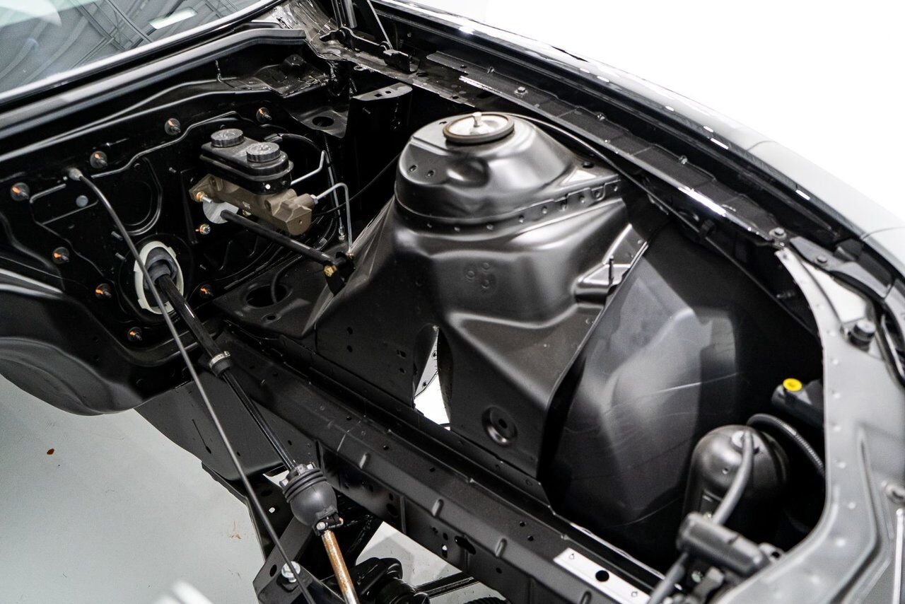 Chevrolet Camaro COPO Rolling Chassis Never Prepared For Racing | PRIX EN USD 2014 Noir Montréal - photo #17