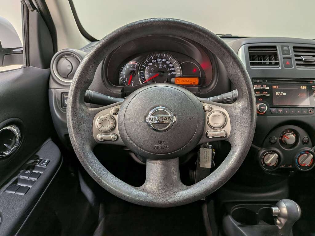 2015 Nissan Micra 4dr HB Man SR White Val-David - photo #13