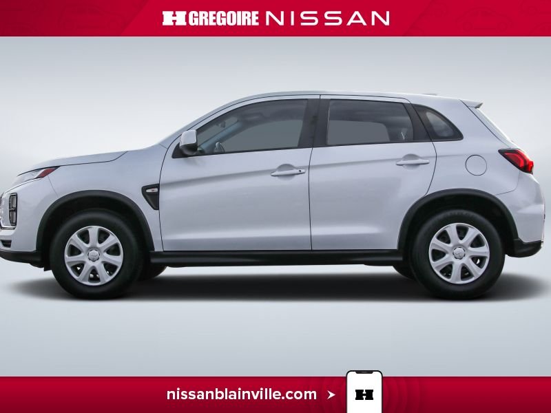 2022 Mitsubishi RVR White Blainville - photo #5
