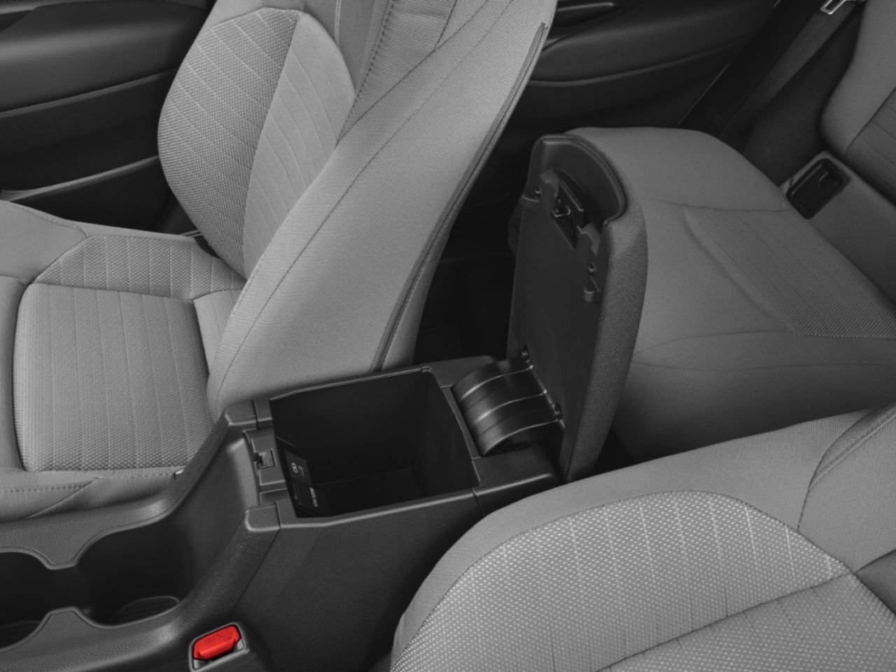 2026 Toyota Corolla Cross Sonic Silver Metallic w/Black Roof Mont-Laurier - photo #11