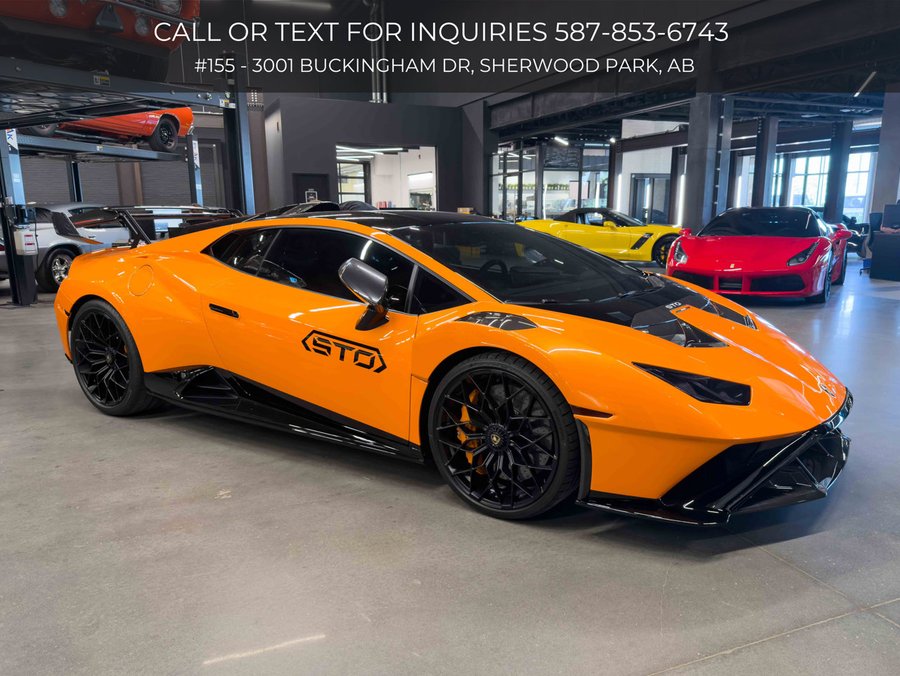 2022 Lamborghini Huracan 2022 Orange