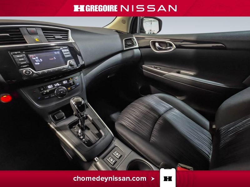 Nissan Sentra 2018 Rouge Laval - photo #21