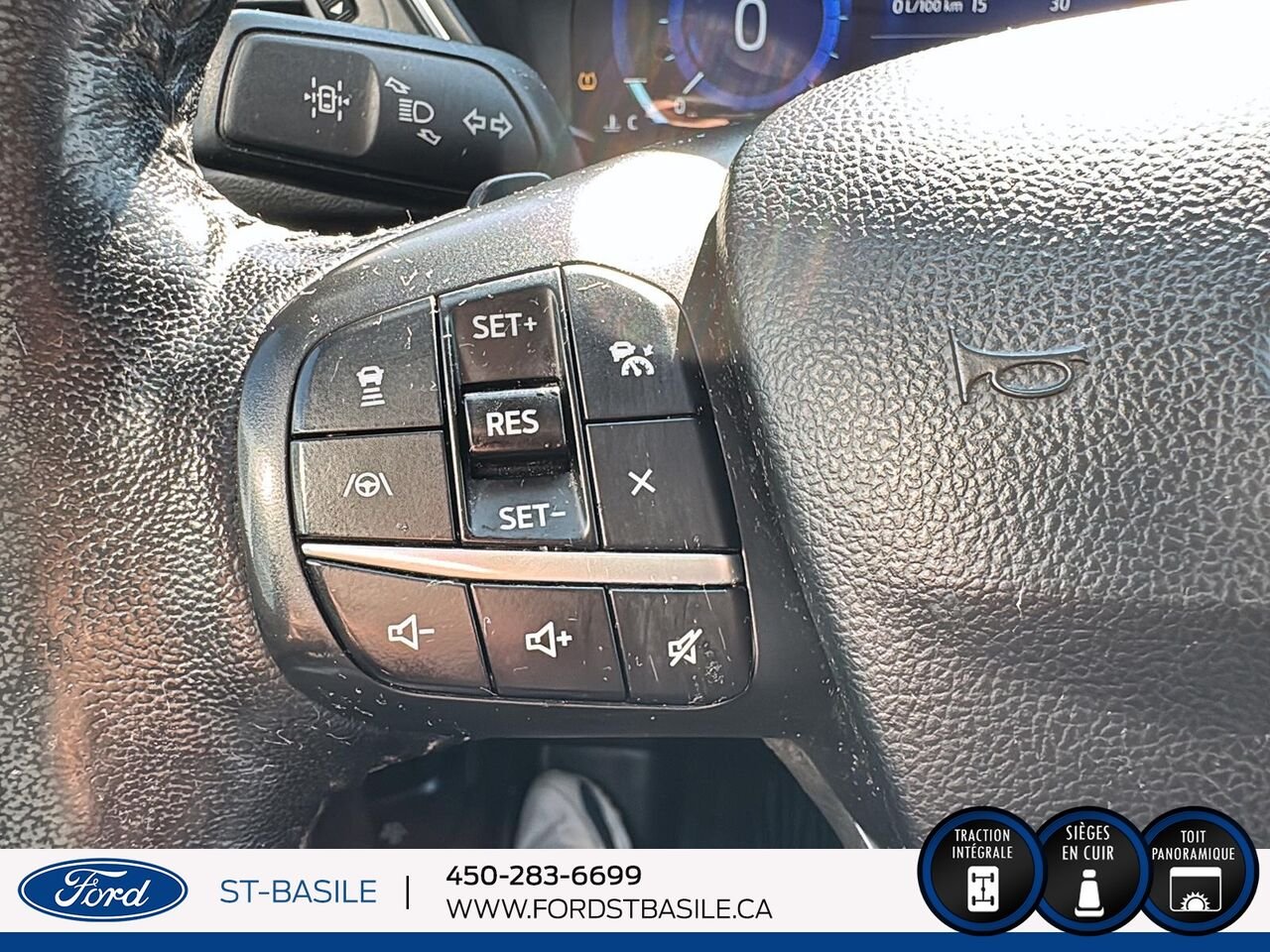 2020 Ford Escape Black Saint-Basile-le-Grand - photo #19