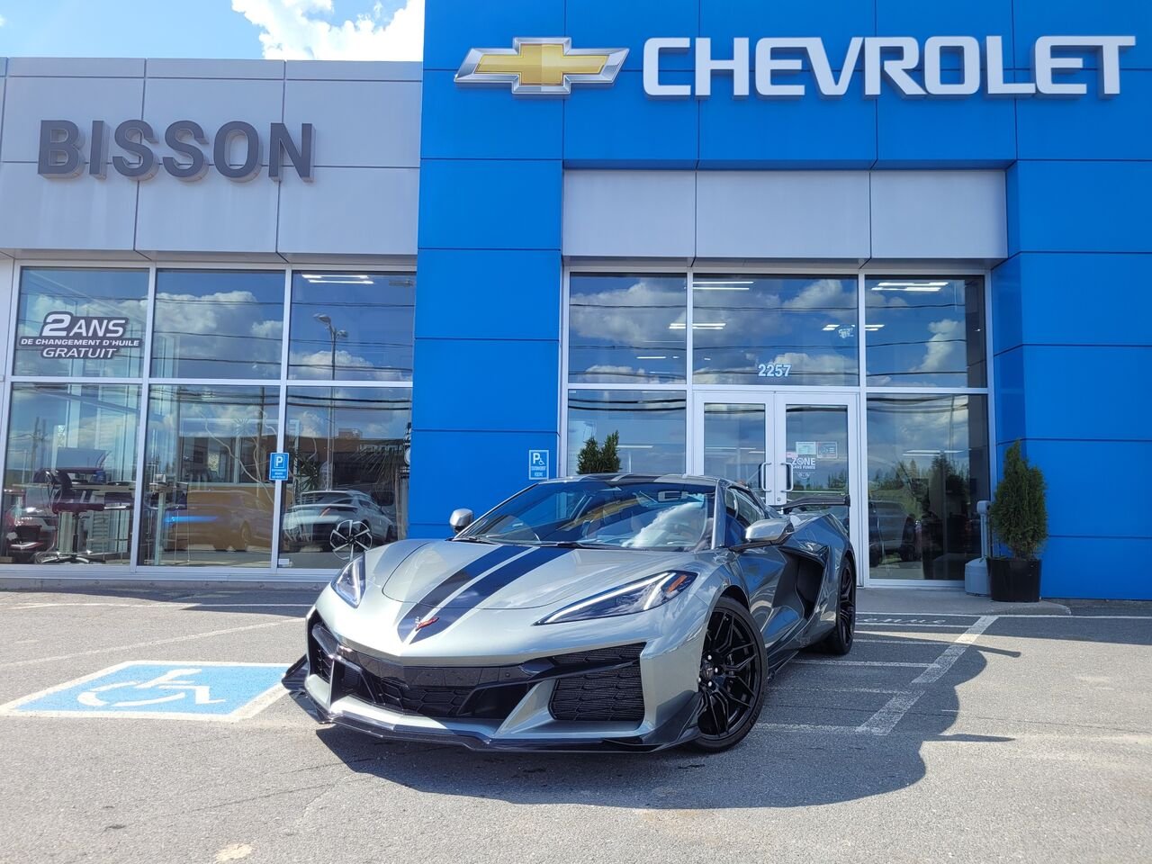 2024 Chevrolet Corvette Z06 cabriolet 2 portes avec 2LZ Grey Thetford Mines - photo #1