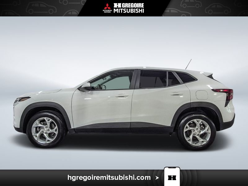 2025 Chevrolet Trax White Laval - photo #4