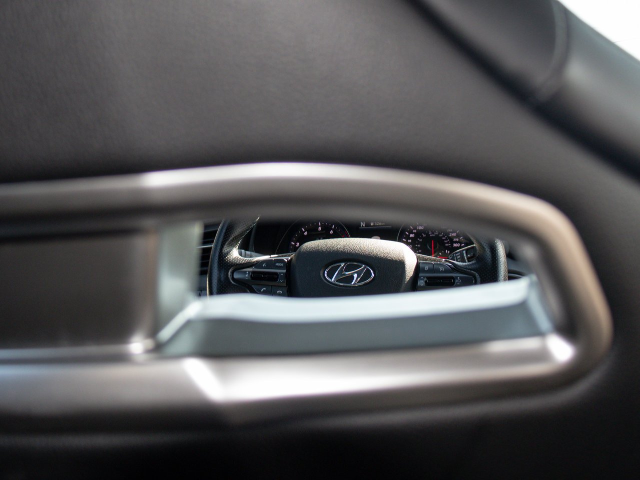 2022 Hyundai Veloster N Manual Black Sherwood Park - photo #34