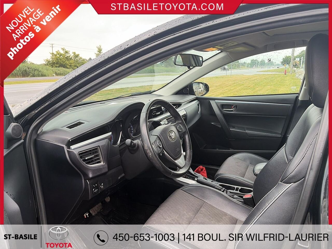 TOYOTA COROLLA 2016 Noir Saint-Basile-le-Grand - photo #5