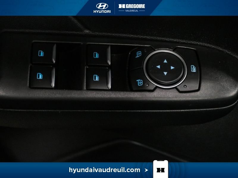 2022 Ford Escape Grey Laval - photo #16