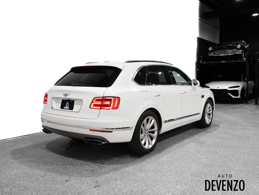 2017 Bentley Bentayga W12 AWD 2017 White