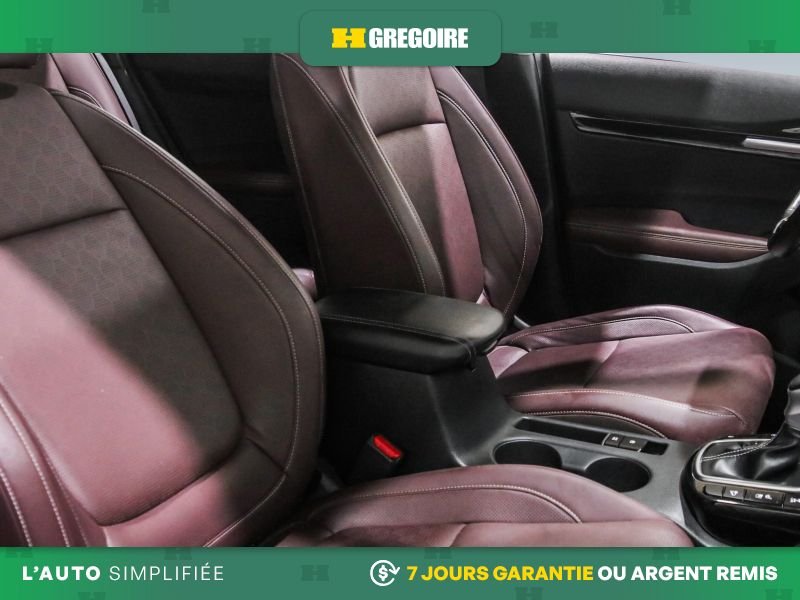 Kia Seltos 821104 | SX Turbo AUTO A/C CUIR TOIT NAV MAGS CAM RECUL BLE 2023 Blanc Laval - photo #30