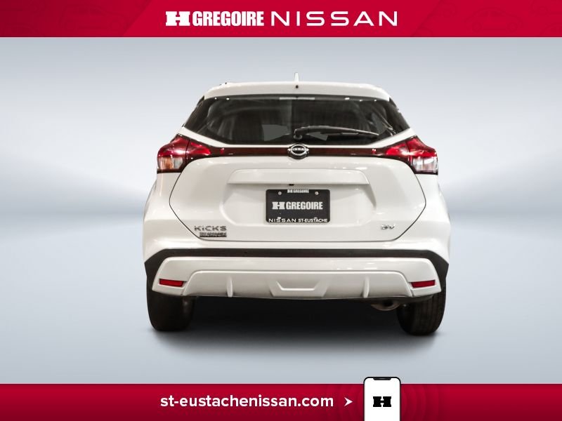 2024 Nissan Kicks White Laval - photo #8