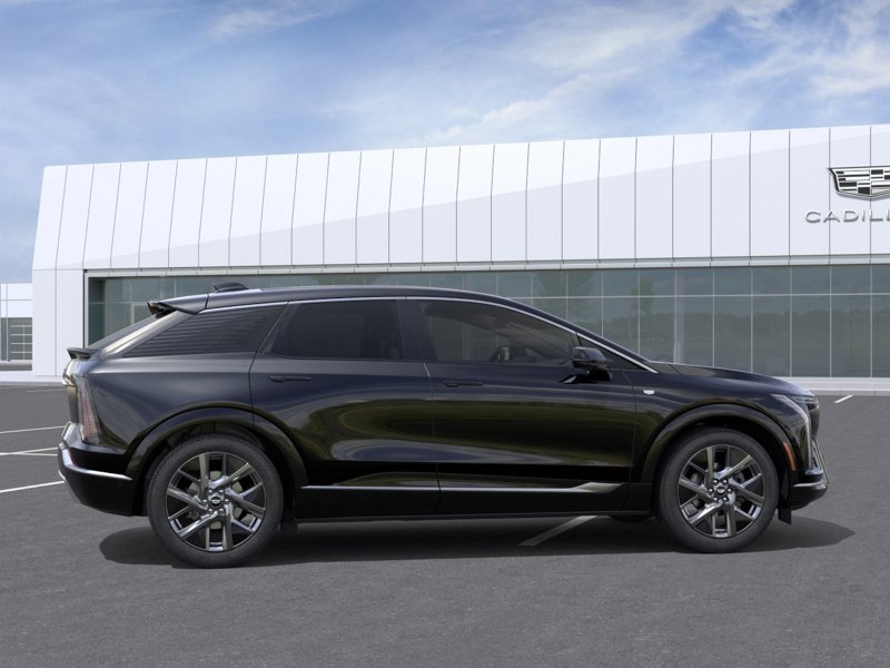 CADILLAC OPTIQ Luxe 4 portes 2027 Noir corbeau Sherbrooke - photo #4