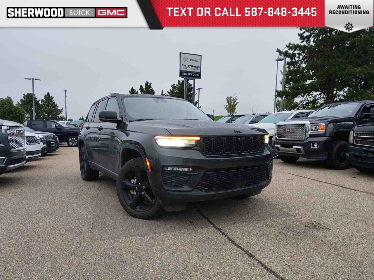 2023 Jeep Grand Cherokee Limited 4x4 White Sherwood Park - photo #0