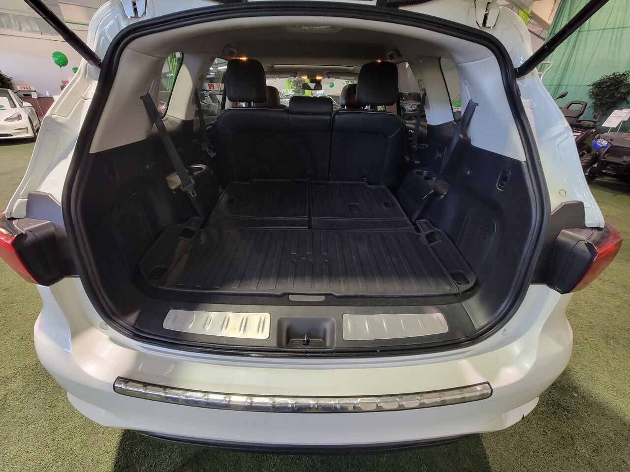 2017 INFINITI QX60 White  - photo #16