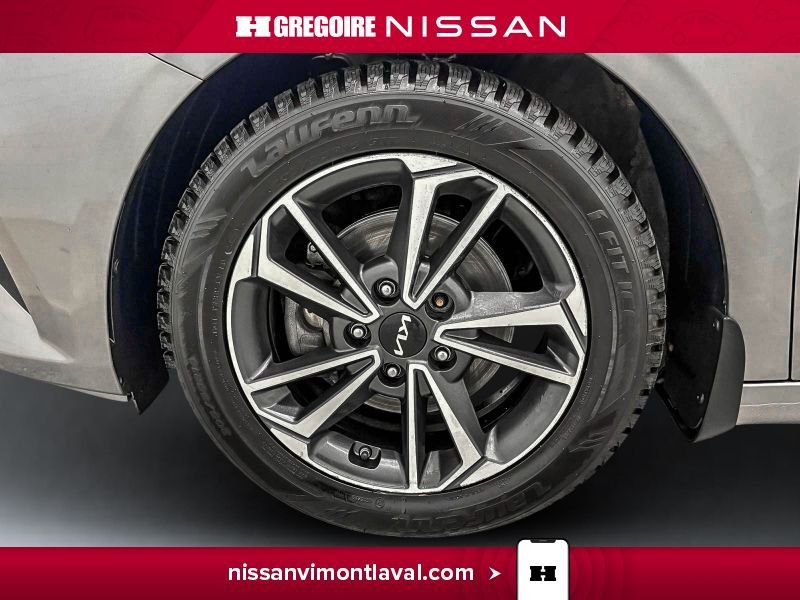 2023 Kia Forte Grey Laval - photo #19