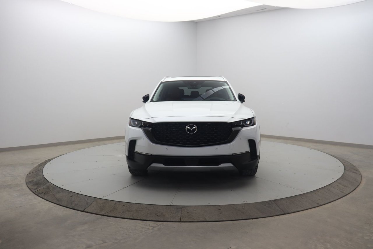 2023 Mazda CX-50 VIN 7MMVABDY3PN152477 White Baie-Comeau - photo #1