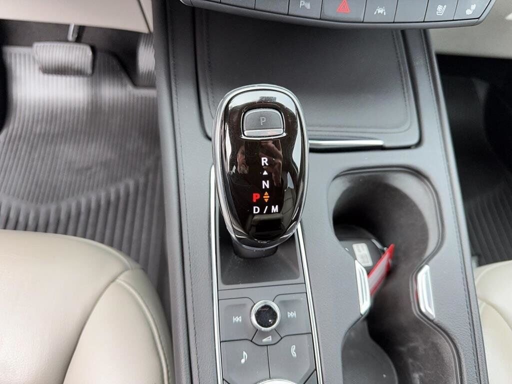 2021 Cadillac XT4 VIN 1GYFZDR44MF006930 Grey Baie-Comeau - photo #15