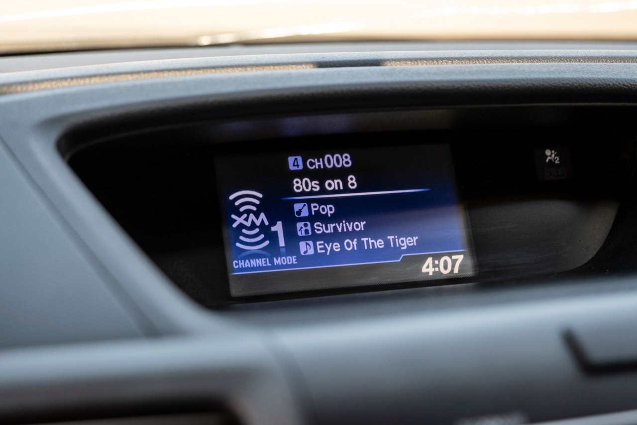 Honda CR-V 2014 Gris Gatineau - photo #16