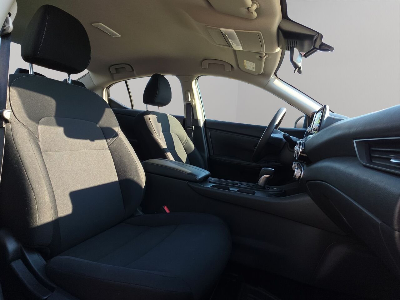 2024 Nissan Sentra S Plus CVT, caméra de recul, commande audio au volant, Apple Carplay Black Val-David - photo #18