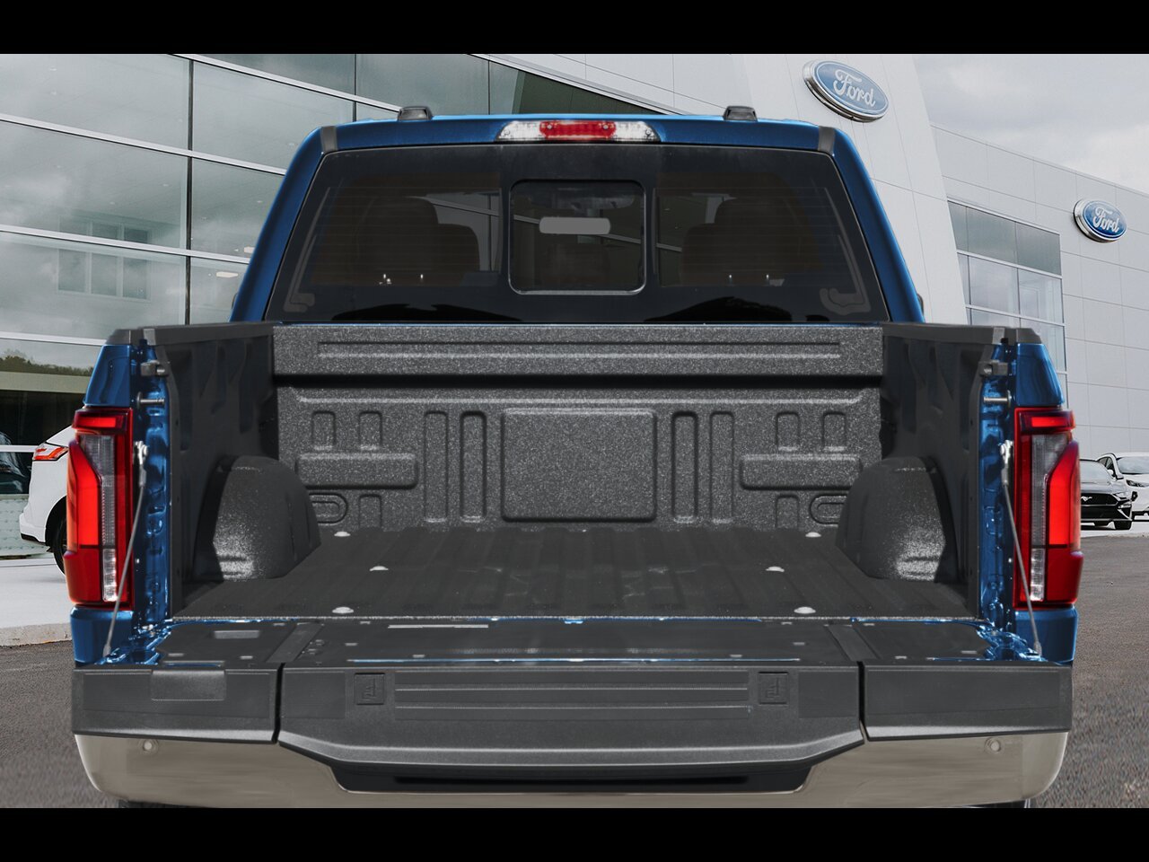 Ford F-150 2026 Noir agate métallisé Mont-Laurier - photo #2