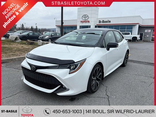 2021 TOYOTA COROLLA HATCHBACK 2021 White