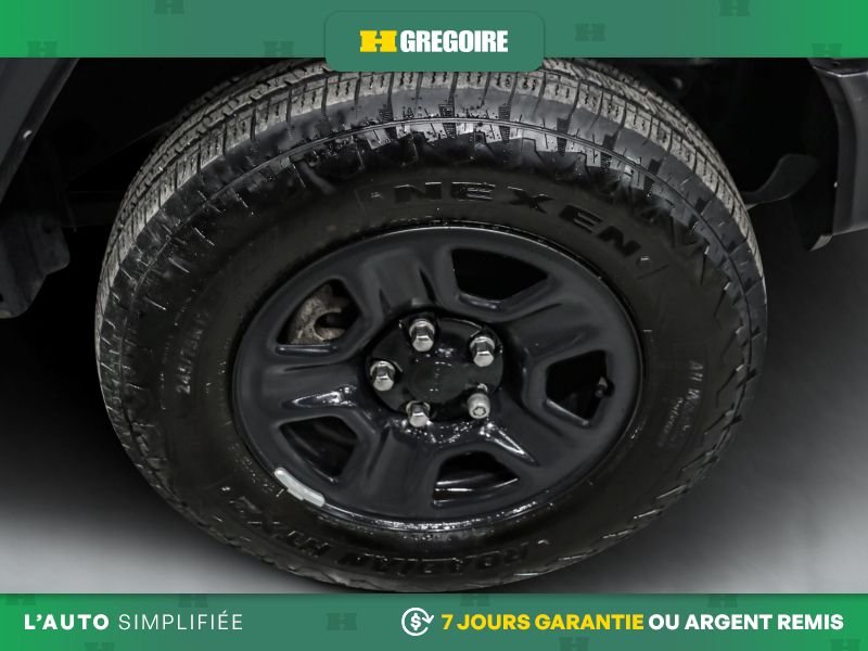2024 Jeep Wrangler Grey Laval - photo #24