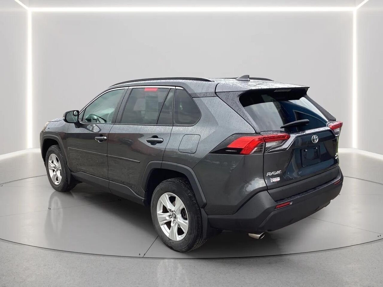 2020 Toyota RAV4 Grey Gatineau - photo #2
