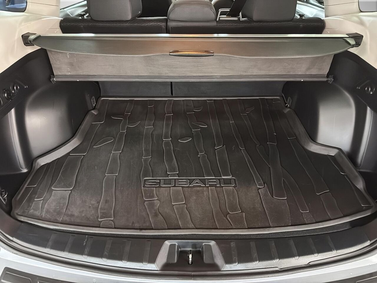 SUBARU FORESTER COMMODITÉ 2020 Gris Saint-Hyacinthe - photo #5