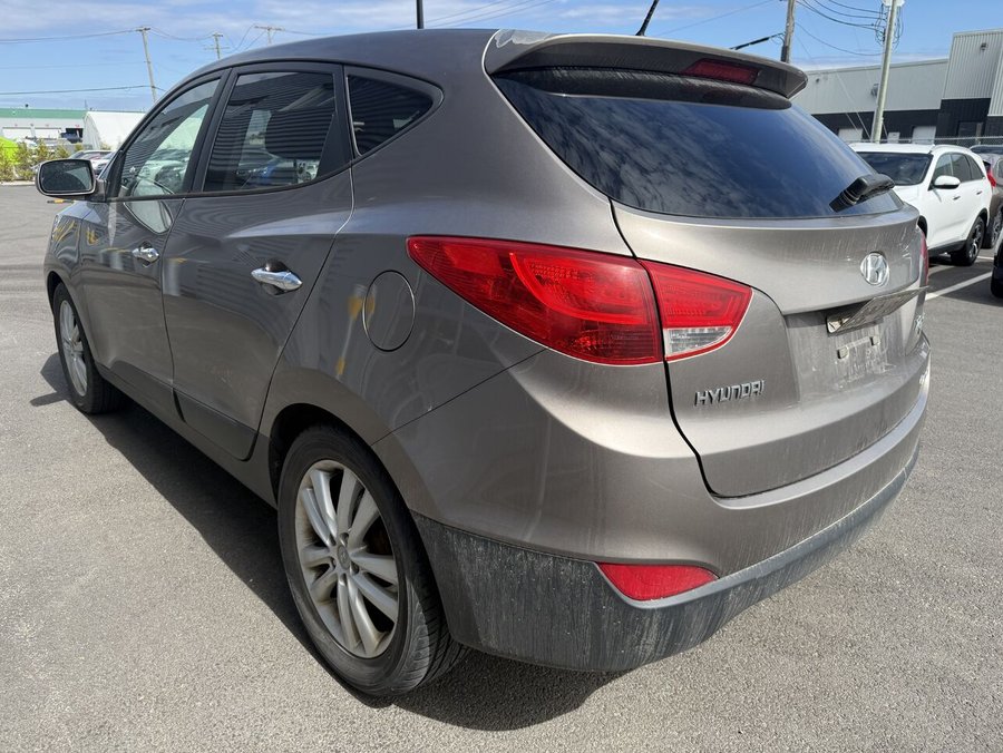 Hyundai Tucson Limited Awd, Toit ouvrant, Siège électrique 2011 Gris