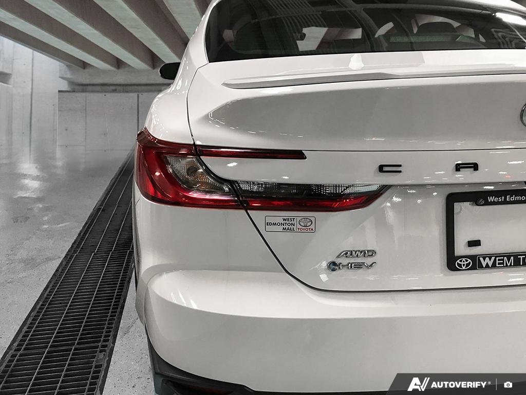 2025 Toyota Camry S2501988 | SE Upgrade White Edmonton - photo #10