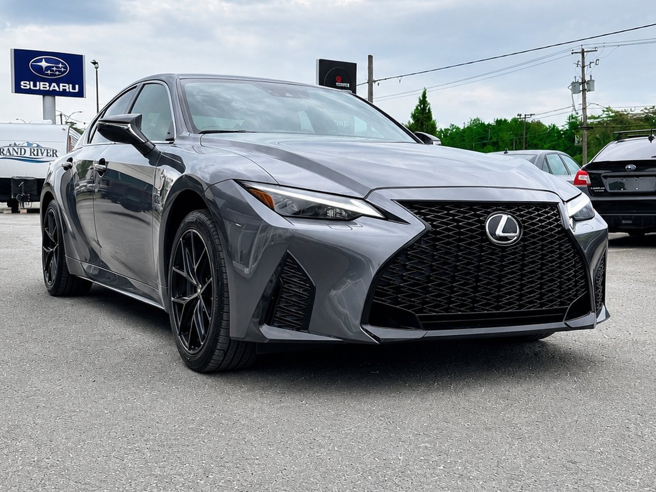 Lexus IS300 Fsport 2023 Gris Granby - photo #9