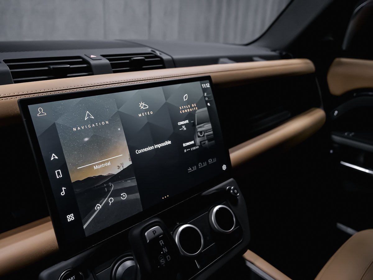 2026 Land Rover Defender X-Dynamic SE V8 Black Montreal - photo #30